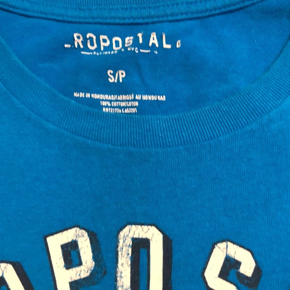 T shirt - Picture 2 of 2